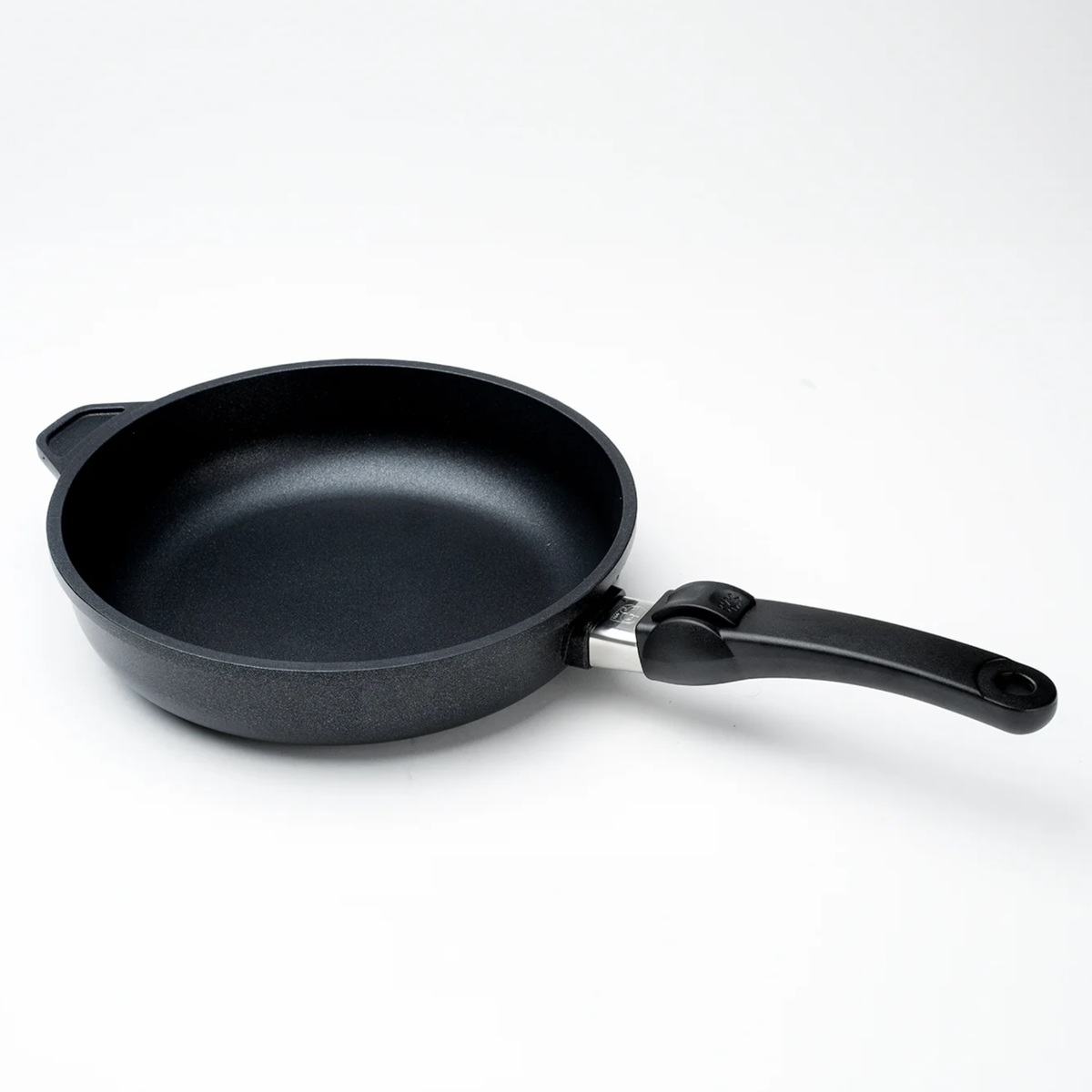 Discover high-quality cookware | SKK Guss